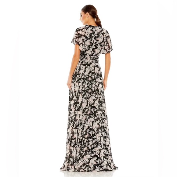 Ieena Mac Duggal Black multi floral flutter sleeve maxi dress (10) - Picture 3 of 10
